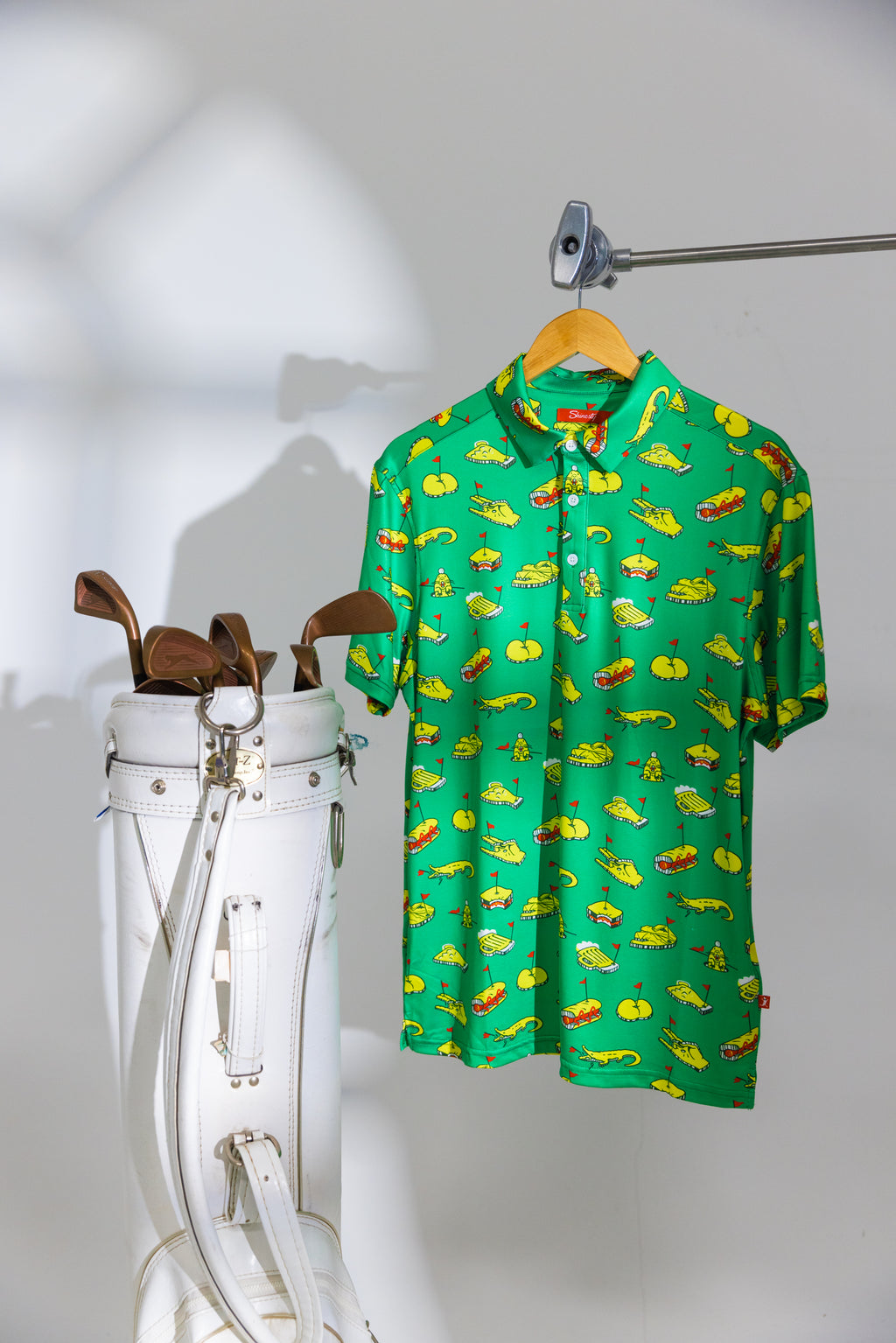 The 19th Hole | Golf Tournament Holes Men’s Polo - Shinesty