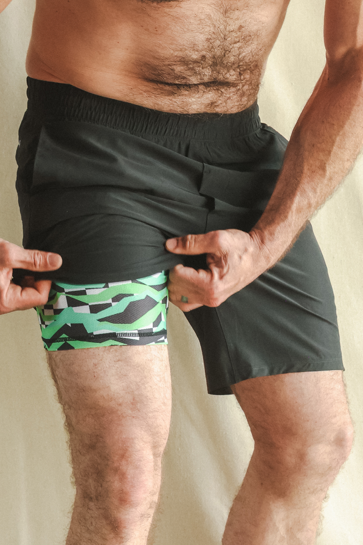 The Water Break | Black and Green Neon Ball Hammock® 9 Inch Athletic Shorts - Shinesty