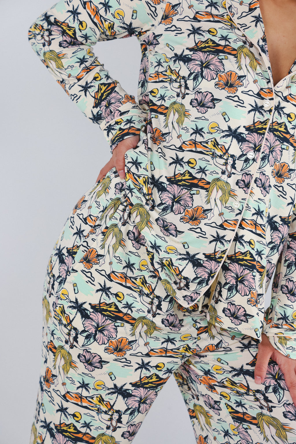 The Come Monday | Shinesty x Margaritaville® SleepDeep™ Women’s Long Sleeve Pajama Set - Shinesty