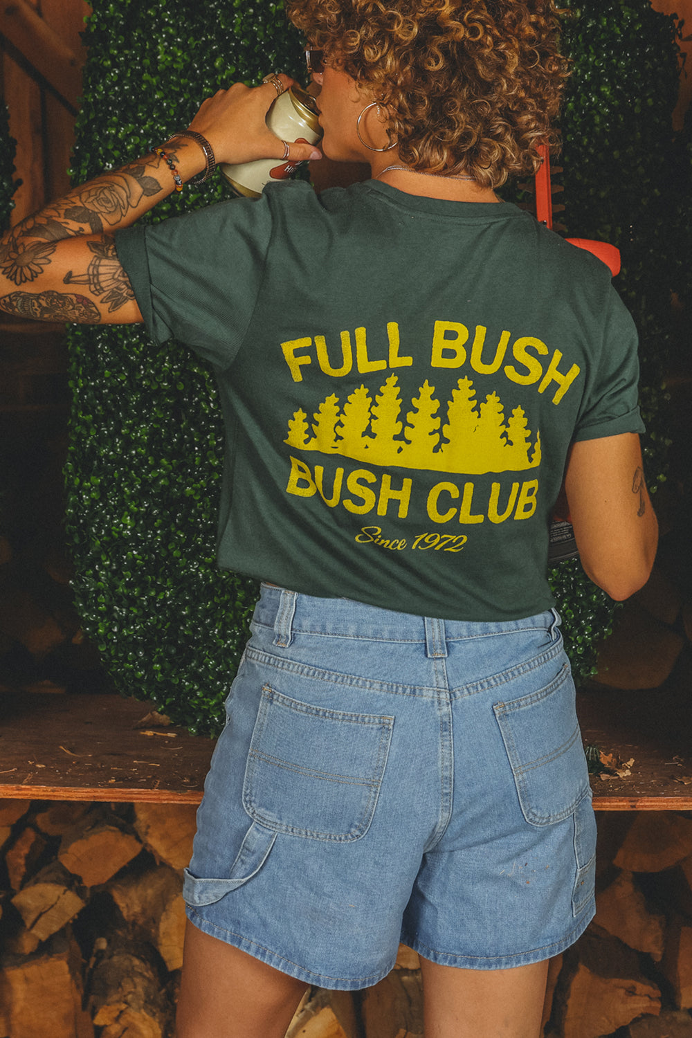 The Hedge Bet | Green Full Bush Bush Club Everyman™ T Shirt - Shinesty