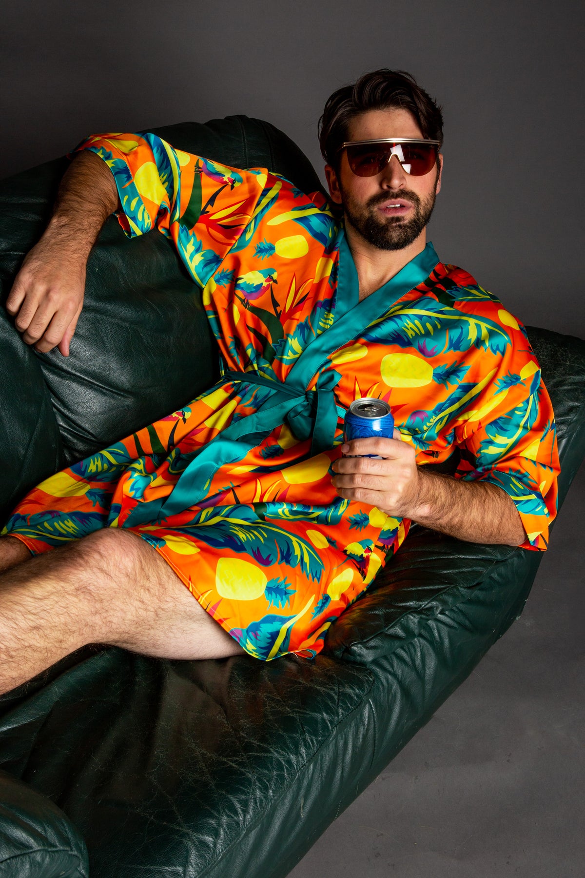 The Cruise Ship Casanova | Hawaiian Party Kimono - Shinesty